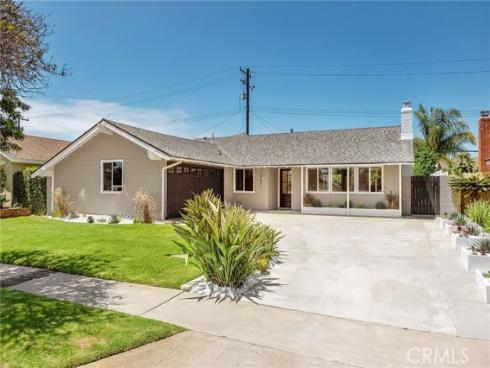 17571 Wrightwood , Huntington Beach, CA