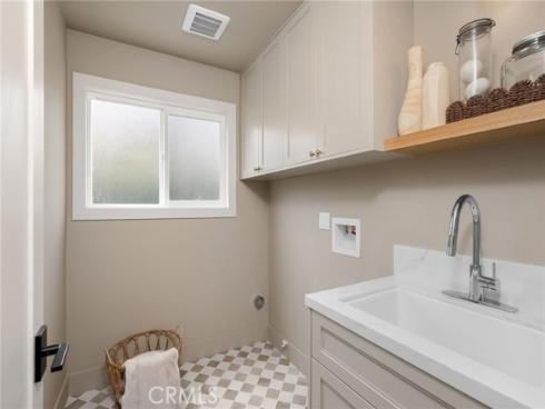 17571 Wrightwood , Huntington Beach, CA