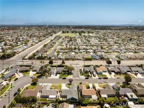 17571  Wrightwood  , Huntington Beach, CA