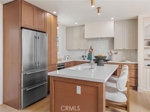 17571 Wrightwood , Huntington Beach, CA