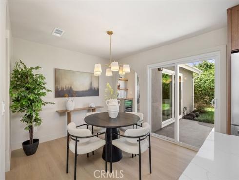 17571 Wrightwood , Huntington Beach, CA