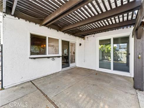 8661 Brookside Drive, Huntington Beach, CA