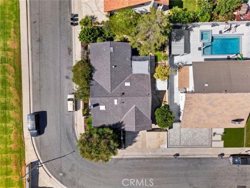 8661 Brookside Drive, Huntington Beach, CA