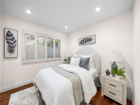 16455 Ladona Circle, Huntington Beach, CA