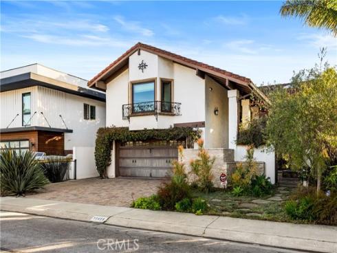 16455 Ladona Circle, Huntington Beach, CA