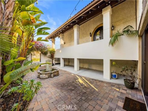 16455 Ladona Circle, Huntington Beach, CA