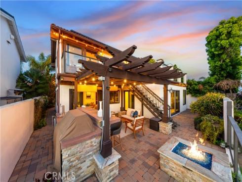 16455 Ladona Circle, Huntington Beach, CA