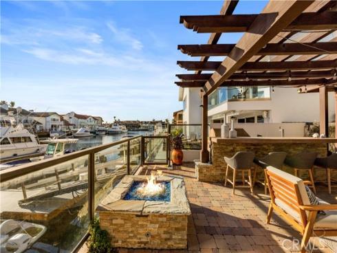 16455 Ladona Circle, Huntington Beach, CA