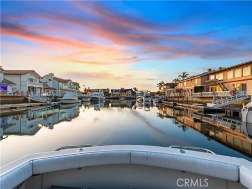 16455 Ladona Circle, Huntington Beach, CA