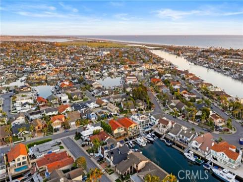 16455 Ladona Circle, Huntington Beach, CA