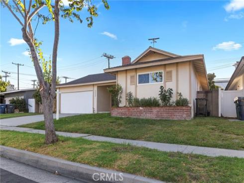 16451  Rhone  , Huntington Beach, CA
