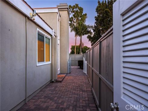 19510 Sandcastle Ln , Huntington Beach, CA