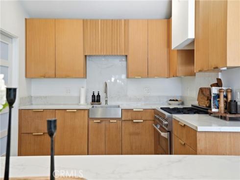 9412 Nautilus Drive, Huntington Beach, CA