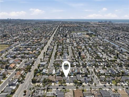 9412 Nautilus Drive, Huntington Beach, CA