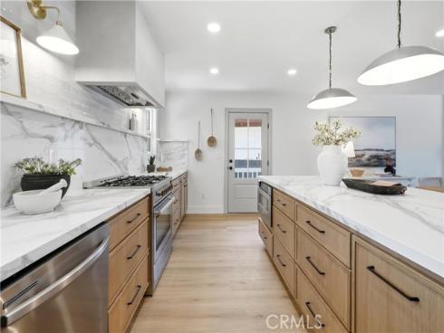 20302 Craimer Lane, Huntington Beach, CA