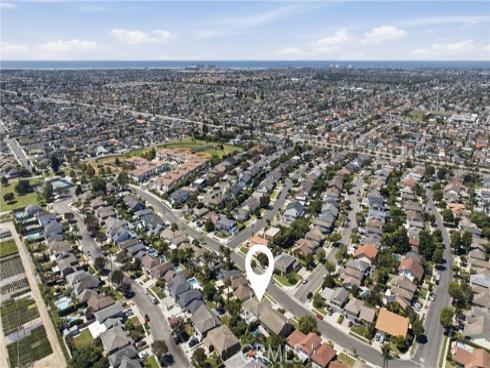 20302 Craimer Lane, Huntington Beach, CA