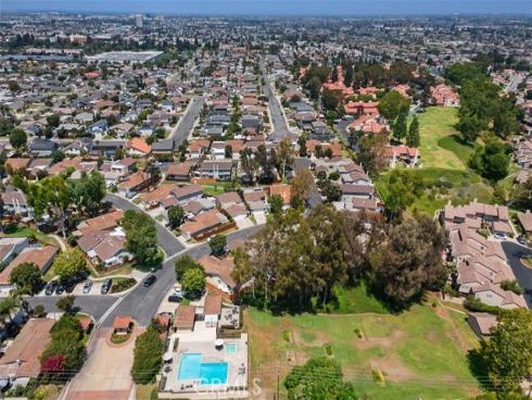 18456 Gina Lane, Huntington Beach, CA