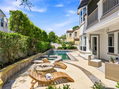 6416 Setting Sun Drive, Huntington Beach, CA