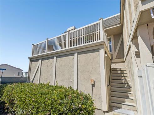4497 Chase 32 Drive, Huntington Beach, CA