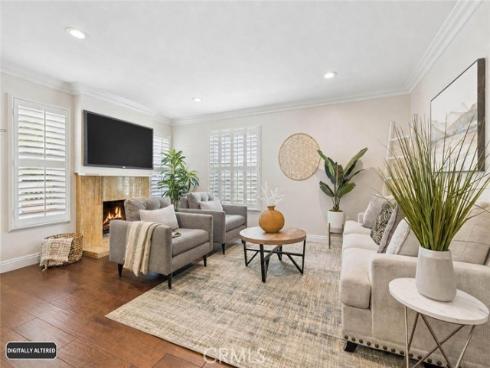 4497 Chase 32 Drive, Huntington Beach, CA