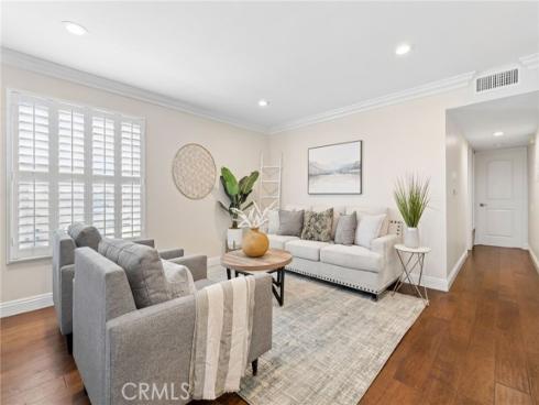 4497 Chase 32 Drive, Huntington Beach, CA