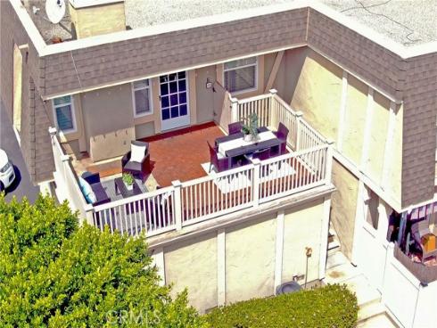 4497 Chase 32 Drive, Huntington Beach, CA