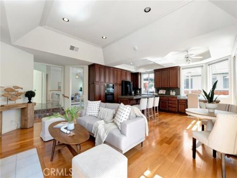 6062 Eaglecrest Drive, Huntington Beach, CA