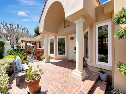 6062 Eaglecrest Drive, Huntington Beach, CA