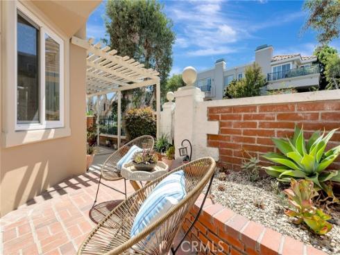 6062 Eaglecrest Drive, Huntington Beach, CA