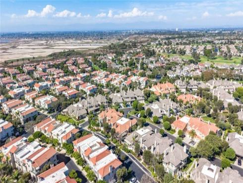 6062 Eaglecrest Drive, Huntington Beach, CA