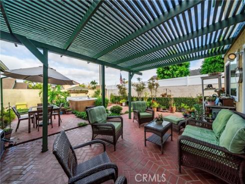 8381 Boothbay Circle, Huntington Beach, CA