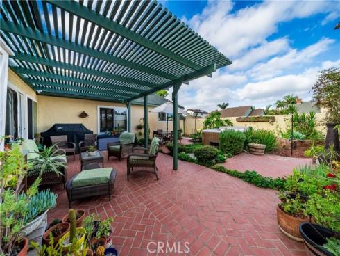 8381 Boothbay Circle, Huntington Beach, CA