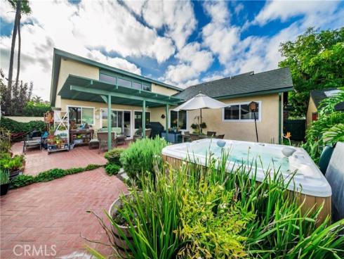 8381 Boothbay Circle, Huntington Beach, CA
