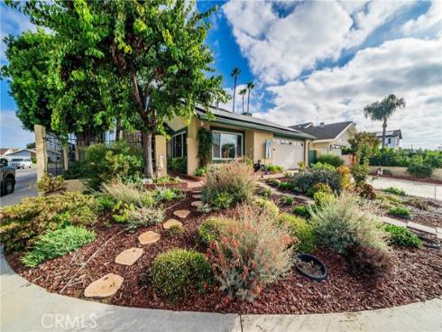 8381 Boothbay Circle, Huntington Beach, CA