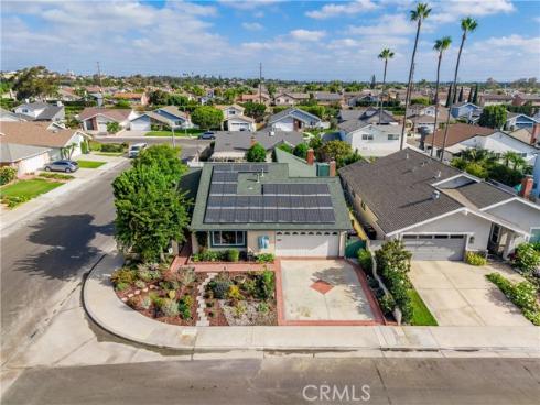8381 Boothbay Circle, Huntington Beach, CA