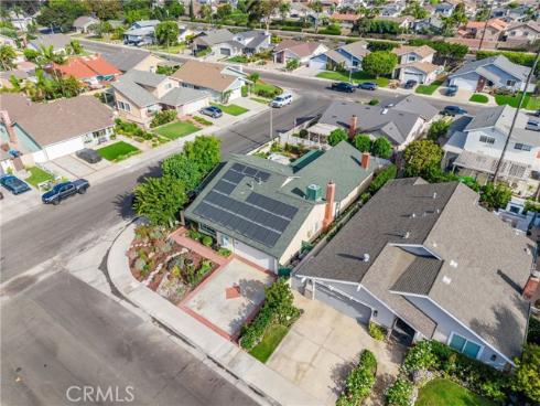 8381 Boothbay Circle, Huntington Beach, CA