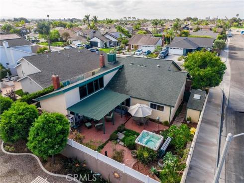 8381 Boothbay Circle, Huntington Beach, CA