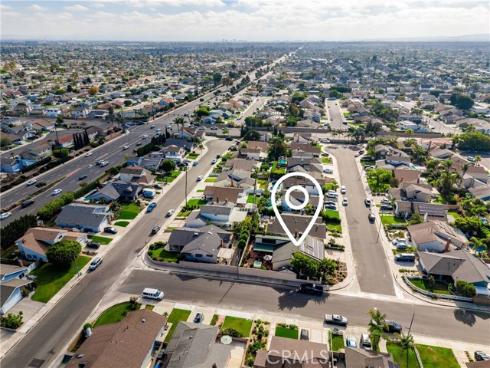 8381 Boothbay Circle, Huntington Beach, CA