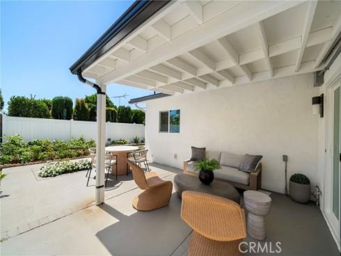 9162 Brabham Drive, Huntington Beach, CA