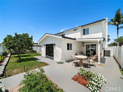 9162 Brabham Drive, Huntington Beach, CA