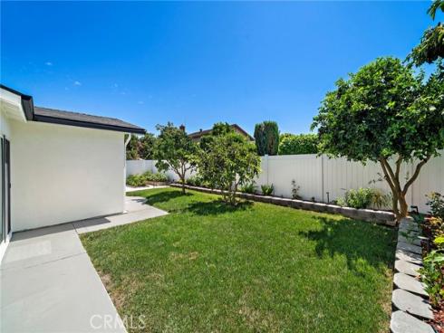 9162 Brabham Drive, Huntington Beach, CA