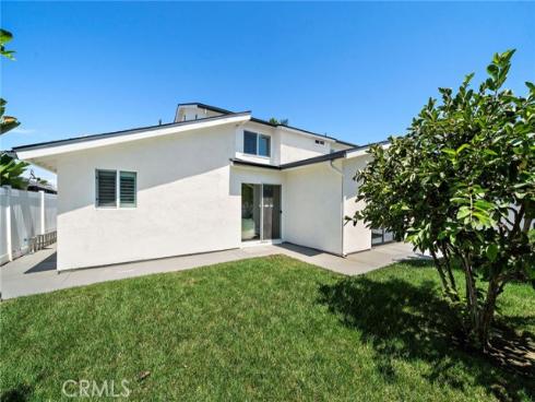 9162 Brabham Drive, Huntington Beach, CA