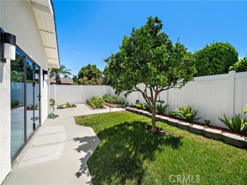9162 Brabham Drive, Huntington Beach, CA