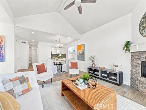 1209 Huntington Street, Huntington Beach, CA