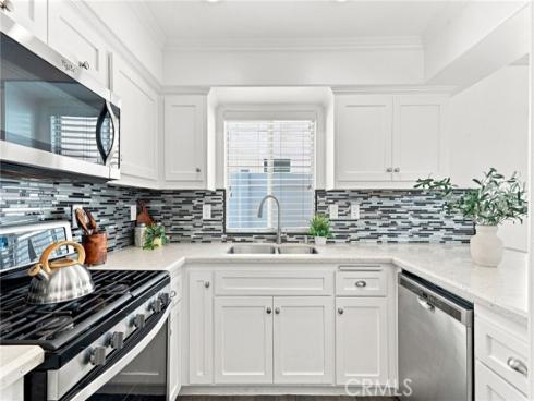 1209 Huntington Street, Huntington Beach, CA