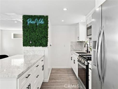1209 Huntington Street, Huntington Beach, CA