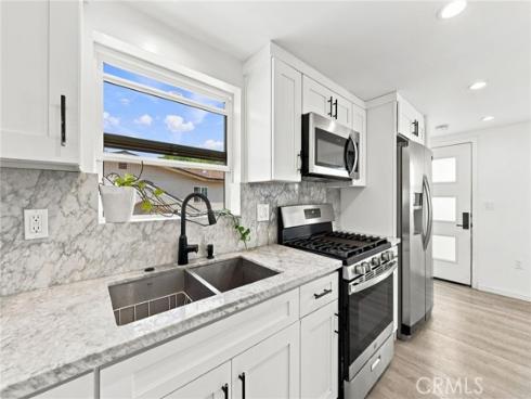 1209 Huntington Street, Huntington Beach, CA