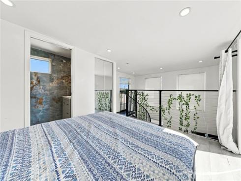 1209 Huntington Street, Huntington Beach, CA