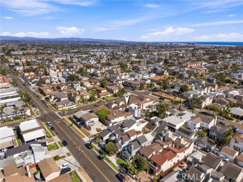 1209 Huntington Street, Huntington Beach, CA