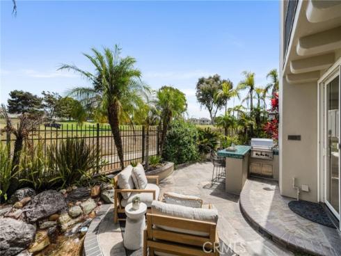 6461 Morningside Drive, Huntington Beach, CA